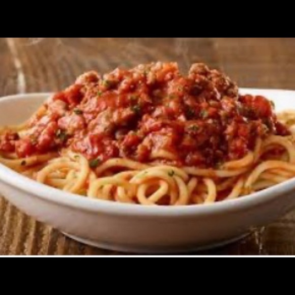 Meet your Posher, Ella